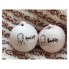 Load image into Gallery viewer, Simple Signature Bauble